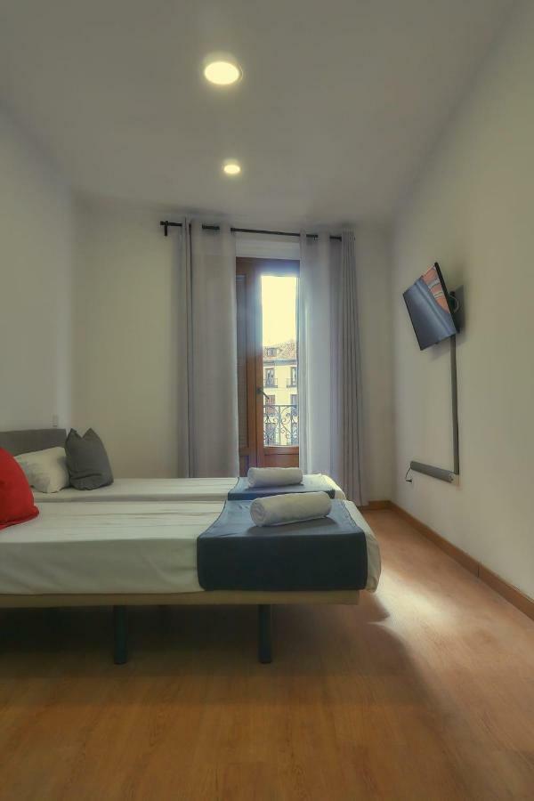 Gs Latina Hotel Madrid Exterior photo